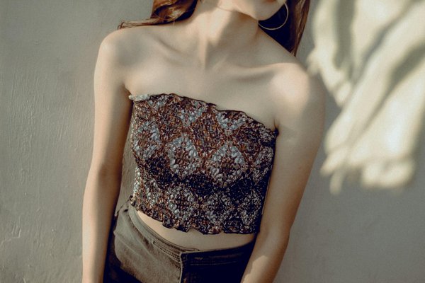 Trouver la coupe de jean idéale pour sublimer les petites tailles